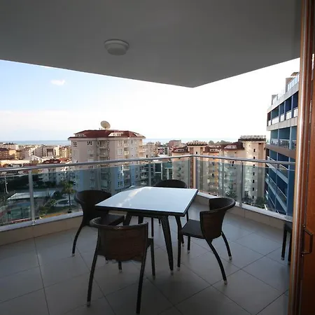 Apartment Crystal Park Apartment *